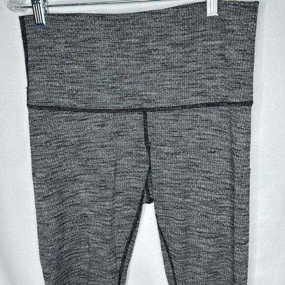 Lululemon Wunder Under Heathered Grey/Black Full Length Leggings. Size 8. - Picture 2 of 8